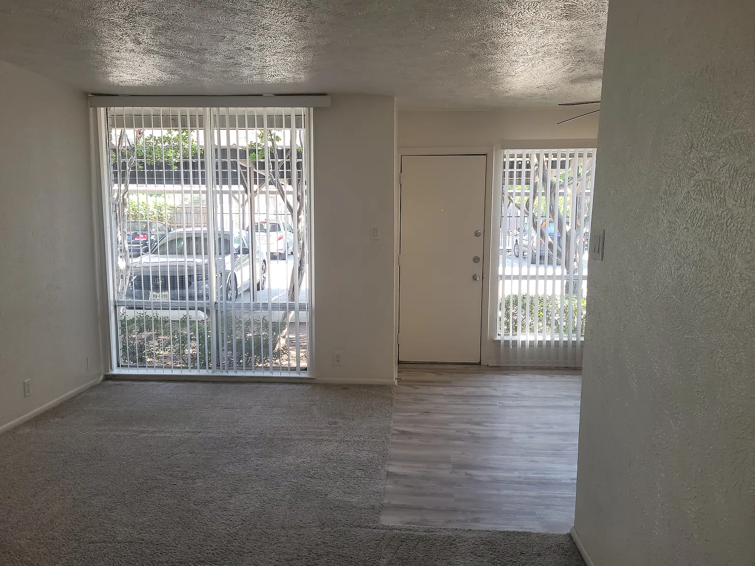 1 bed, 640 sqft, $1,200 — Photo 2