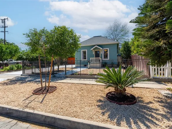 506 E 7th St, Corona, CA 92879