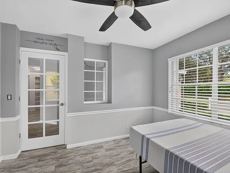 208 Caribe Ct — Photo 17