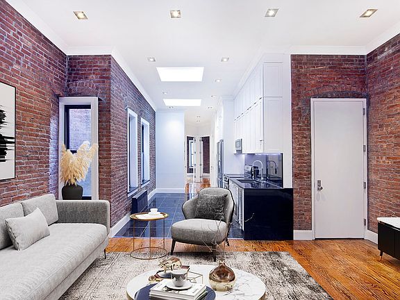 4th image of 601 Hudson St Unit 7
