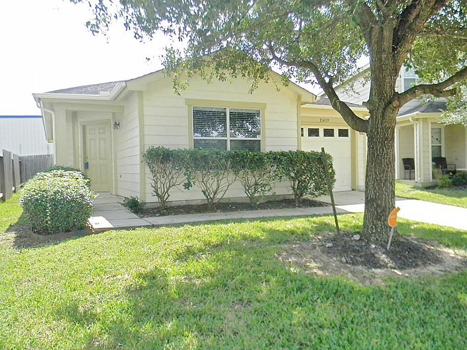 1st image of 11439 Log Cabin Ln