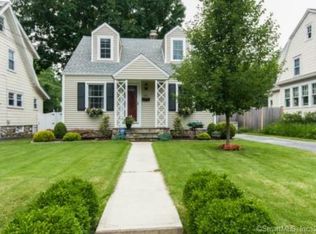 917 High St, Fairfield, CT 06824