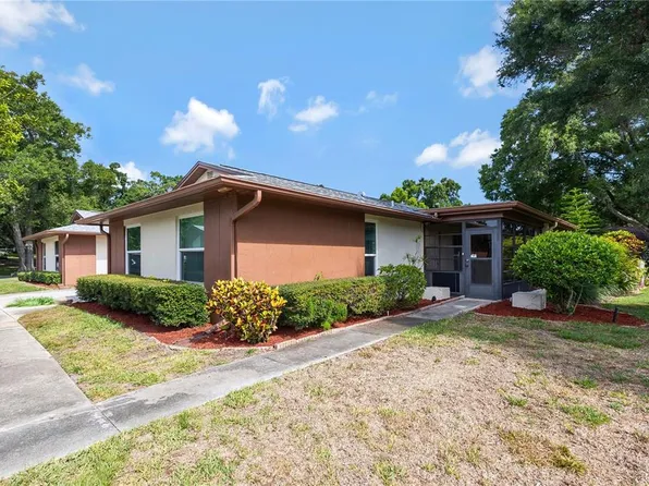 2261 Shelly Dr APT D, Palm Harbor, FL 34684