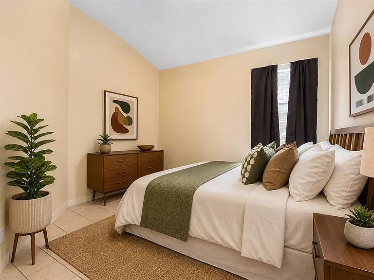 11328 Bridge Pine Dr — Photo 16