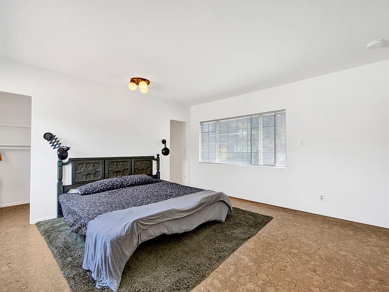 1827 Oak Tree Dr — Photo 15