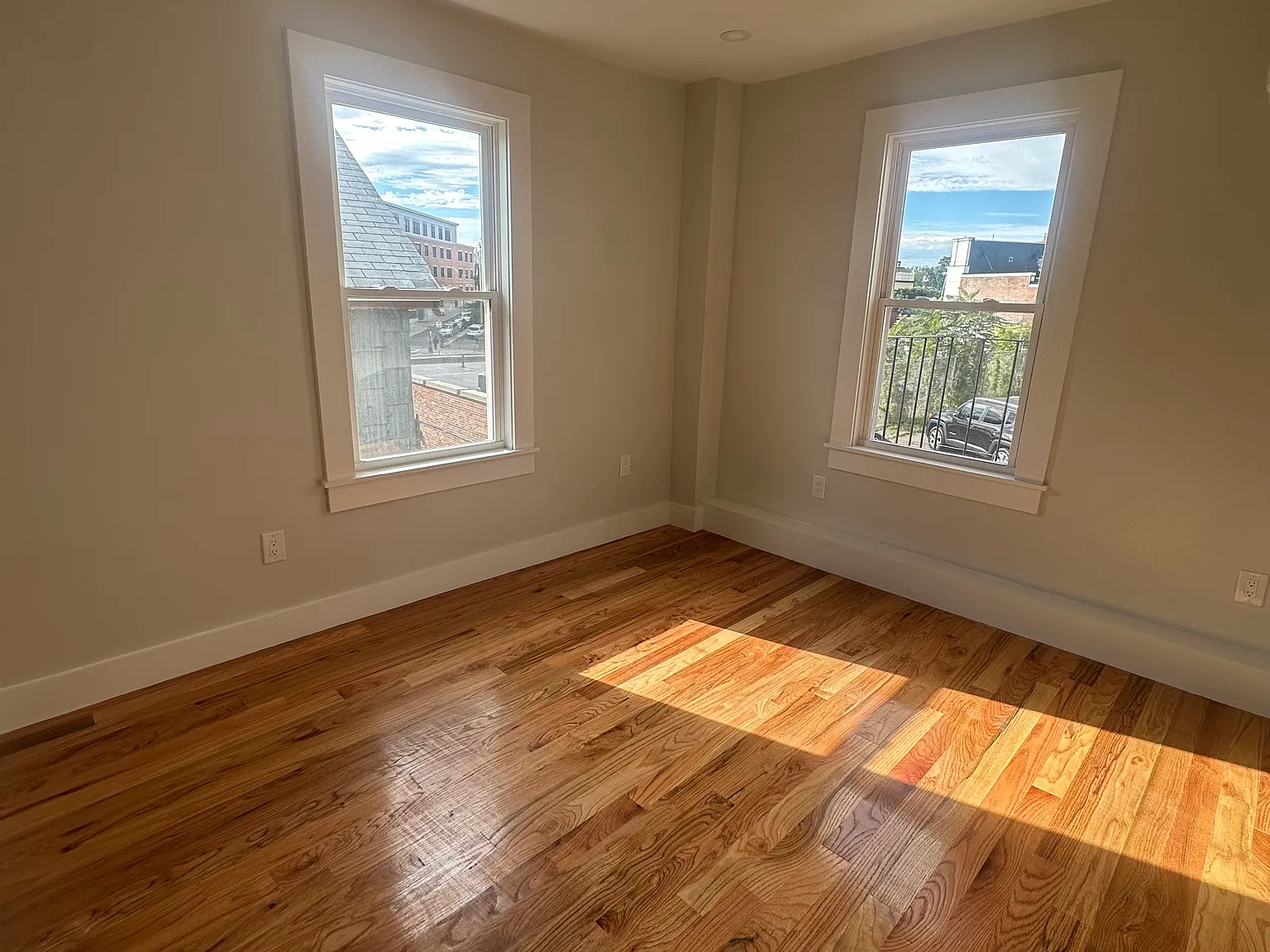 2 bed, 1600 sqft, $2,900 — Photo 4