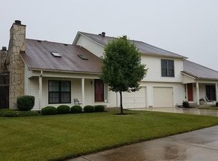1453 Sanzon Dr, Fairborn, OH 45324