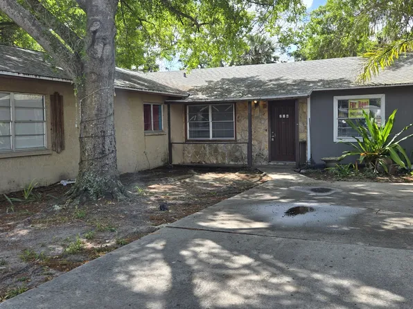 216 58th Ave E, Bradenton, FL 34203