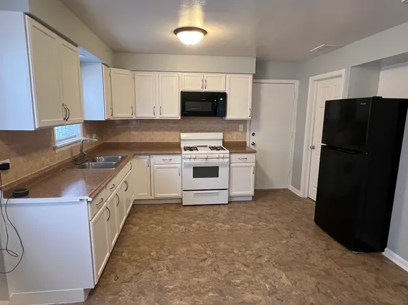 3535 W 79th St #1, Chicago, IL 60652