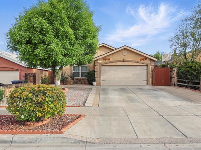 8930 Thor Rd SW, Albuquerque, NM, 87121