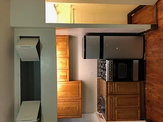 Rented by Eljay Realty, Co.