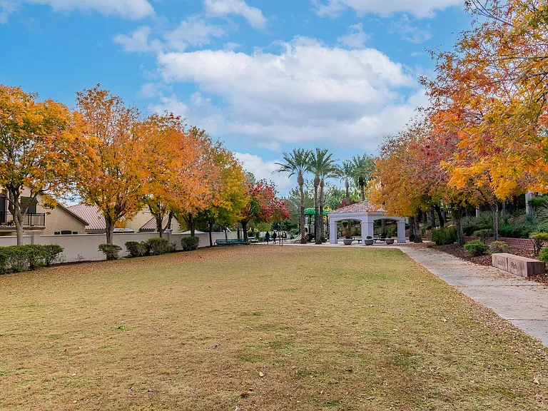 296 Doe Run Cir — Photo 157