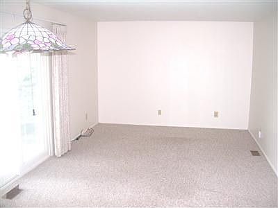 4th image of 518 Unger Ave