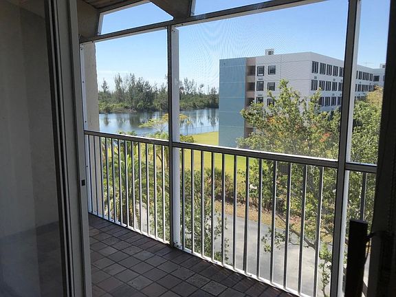 5th image of 21133 SW 85th Ave #2405