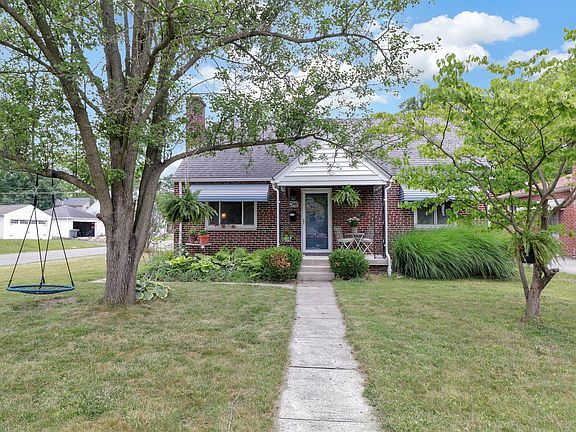 2nd image of 2949 Oaklawn St