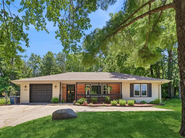 431 E Pleasant View Dr, Des Moines, IA 50315