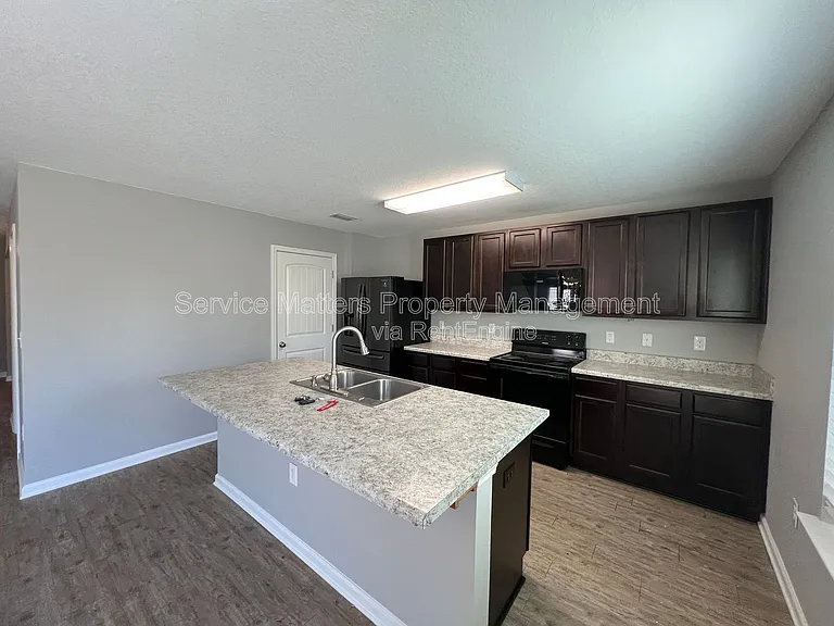 5881 Old Plantation Ct — Photo 16