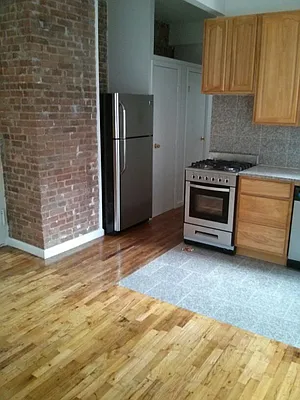 Rented by Elinor Taasa, LREB | media 71