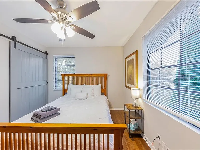 3390 Creek Valley Dr SE — Photo 19