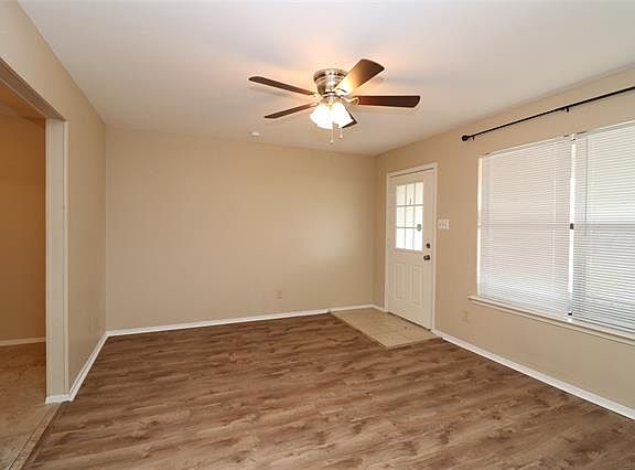 4th image of 4917 Maryanna Way