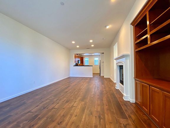 4th image of 2230 Alysheba Ct