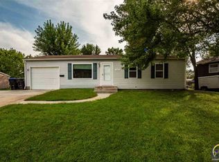 4809 SW 28th St, Topeka, KS 66614