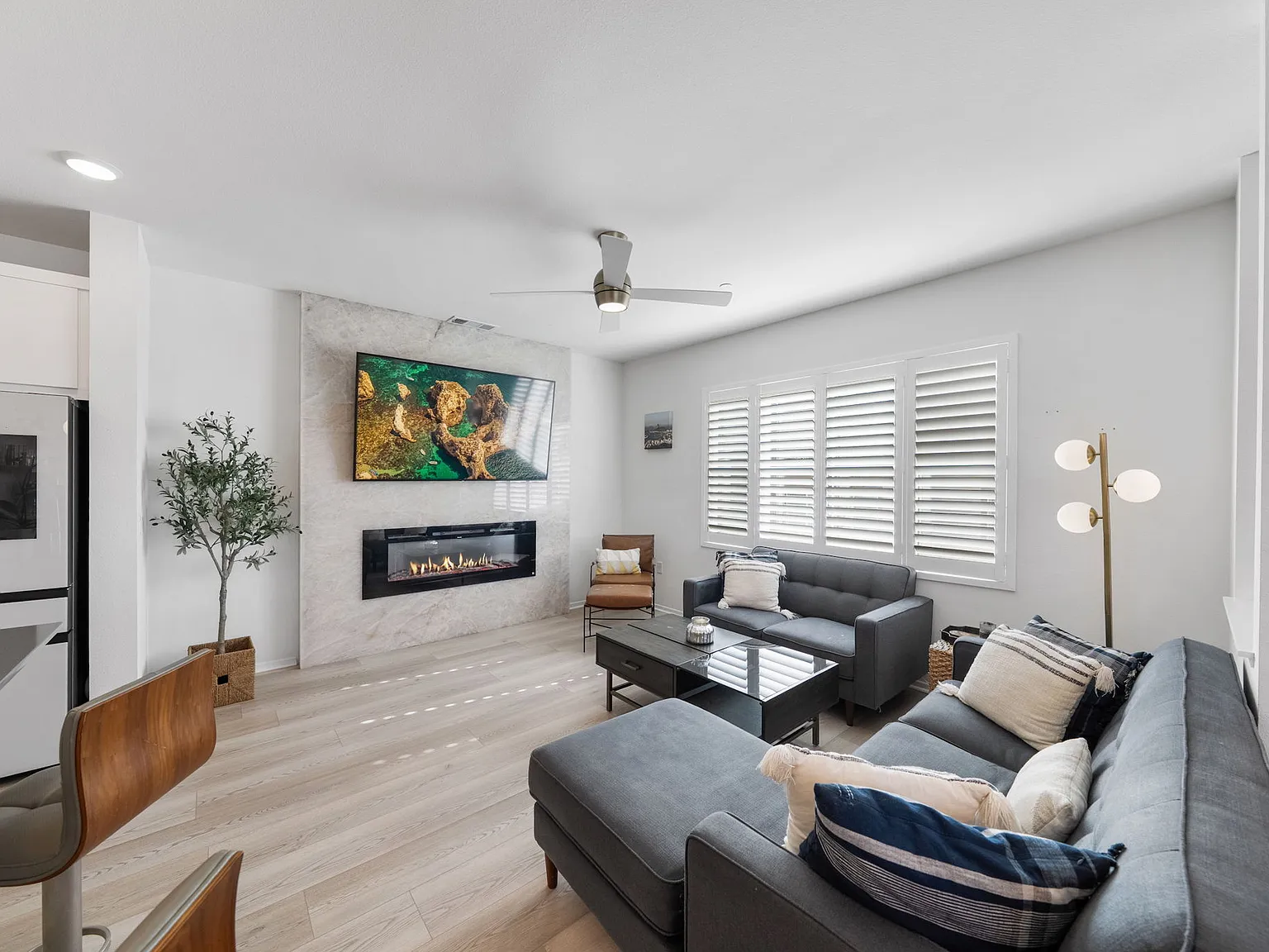 303 Sweet Pl — Photo 4