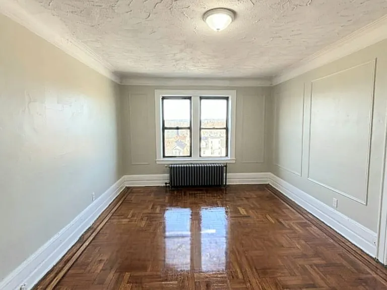245-244 Roseville Ave #203A — Photo 4