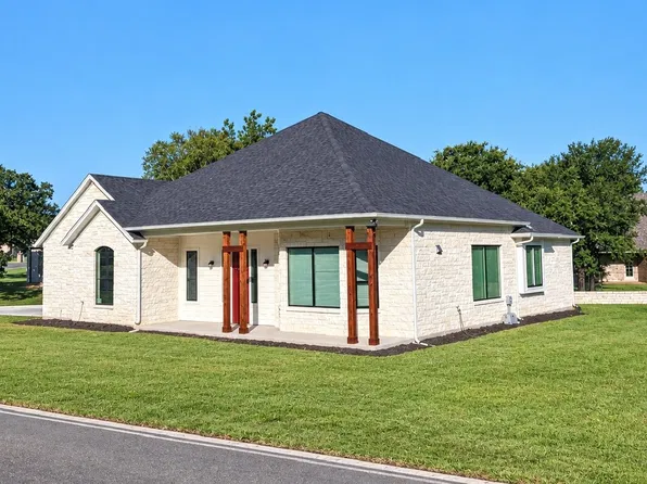 7006 Westover Dr, Granbury, TX 76049