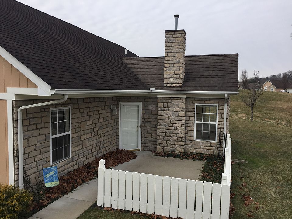 1st image of 173 Wyngate Pl