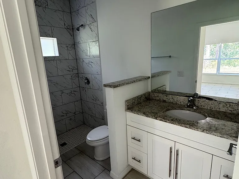 55 Freneau Ln #B — Photo 3