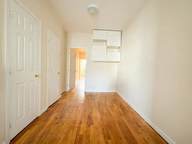 953 Metropolitan Ave #2R — Photo 7