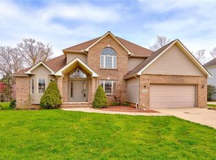 307 Knollwood Trl, Richmond Heights, OH 44143