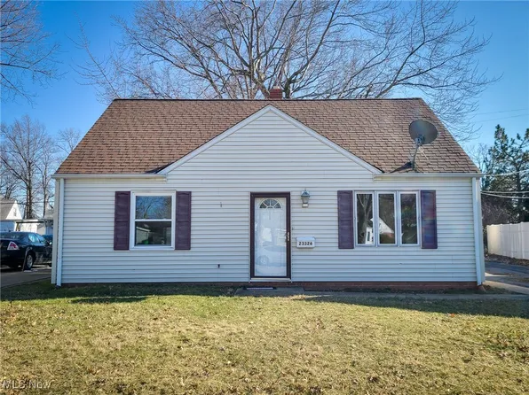 23326 Roger Dr, Euclid, OH 44123