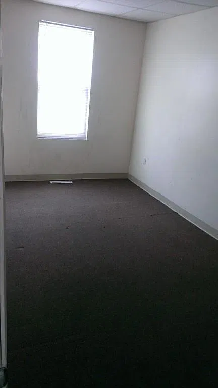 1 bed, 700 sqft, $1,150 — Photo 3