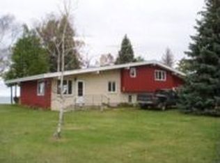 2546 Red Apple Rd, Manistee, MI 49660