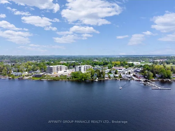 19 A West St N #302, Kawartha Lakes, ON K0M 1N0