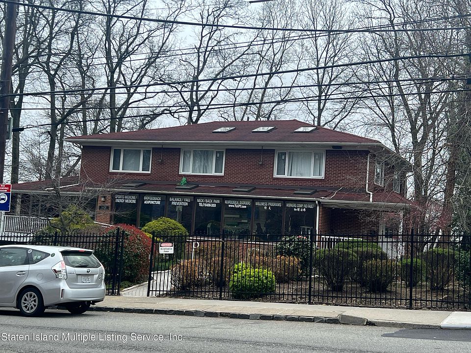 1st image of 1428 Victory Blvd