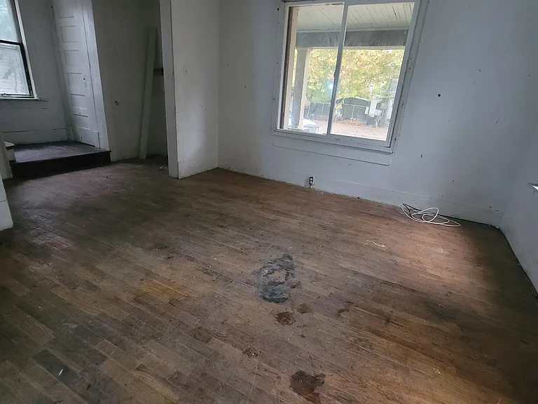 1908 N Union St — Photo 39