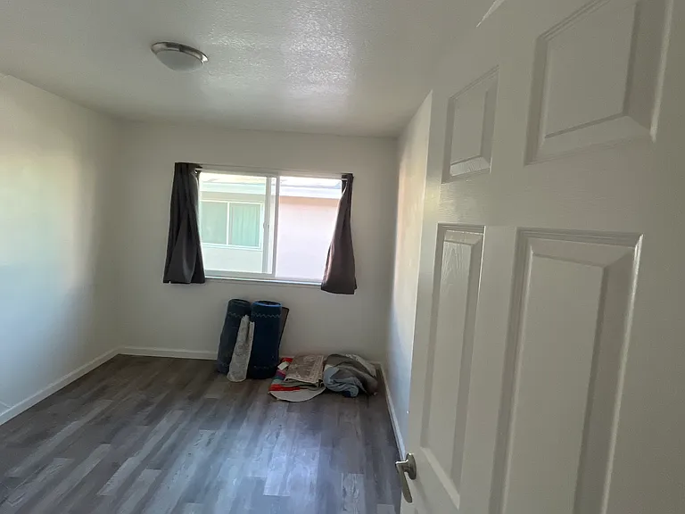3753 Park Dr #4 — Photo 5
