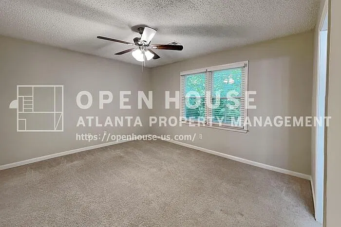 77 Vienna Way — Photo 12