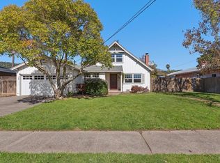 135 Blackstone Dr, San Rafael, CA 94903