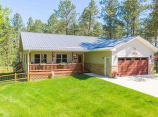 12209 Benchmark Ln, Custer, SD 57730