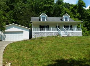 130 Pine Knot Ln, Johnson City, TN 37601