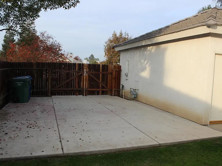 14501 Flower Crest Ave — Photo 15