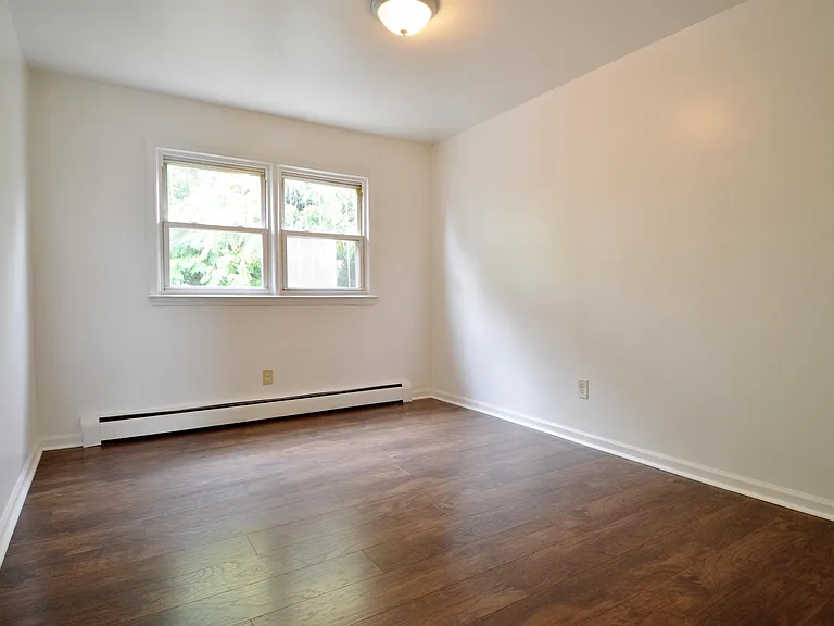 121 Garfield Ave #3 — Photo 24