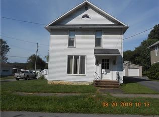 110 Church St, Big Run, PA 15715