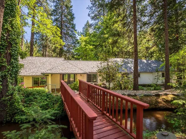 12494 Hillcrest Dr, Nevada City, CA 95959