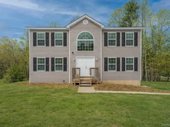 62 Bristol Circle, Rock Hill, NY 12775