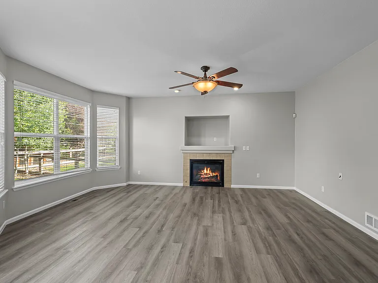 26017 E Frost Cir — Photo 15